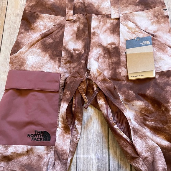 The North Face Women’s Freedom Bib Winter Ski Waterproof Pants - Picture 5 of 15